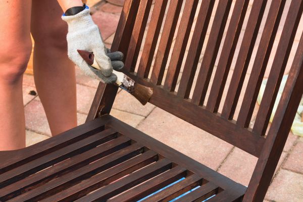 Outdoor Furniture Refinishing